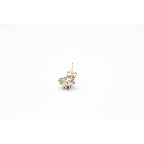 78 - 9ct gold sapphire and diamond flower cluster stud earrings (0.9g)