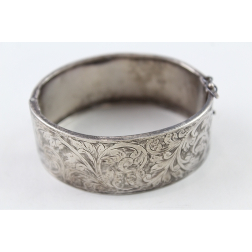 254 - Sterling Silver Chunky Bangle Inc. Etched 35g