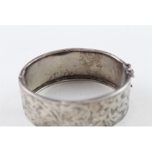 254 - Sterling Silver Chunky Bangle Inc. Etched 35g