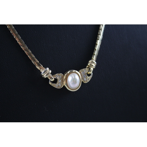 257 - Christian Dior Gold Tone Simulated Pearl Necklace 16g