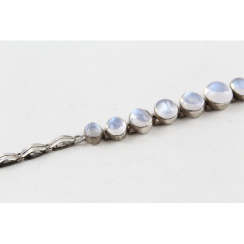 294 - Antique Sterling Silver Graduated Moonstone Bracelet 7g