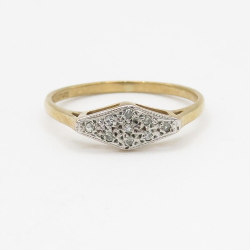 249 - 9ct gold vintage diamond dress ring (1.3g) Size N