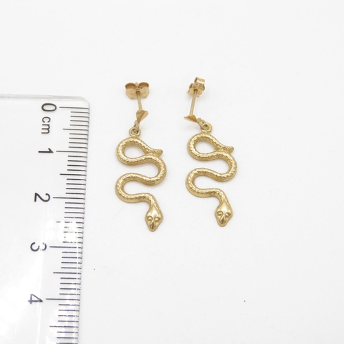 170 - 9ct gold snake drop earrings (0.8g)