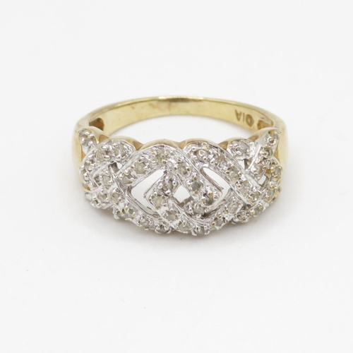 193 - 9ct gold diamond dress ring (3.5g) Size N 1/2