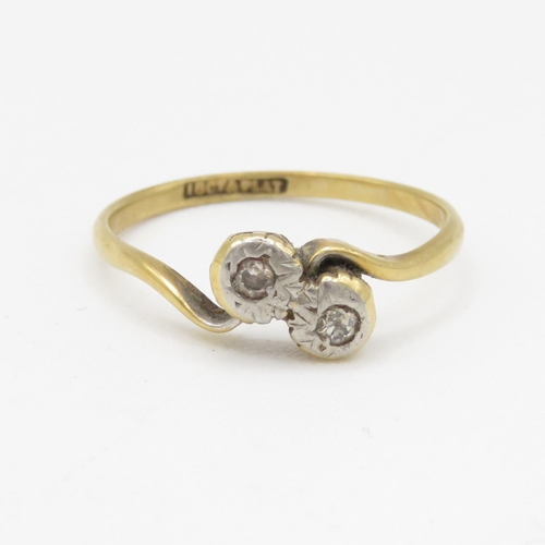 75 - 18ct gold and platinum diamond moi et toi ring (2.1g) Size P