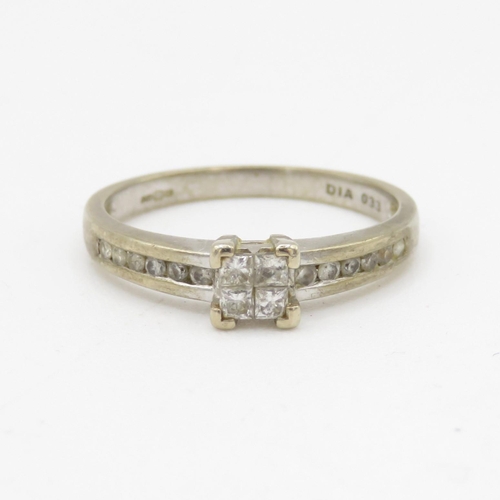 80 - 9ct gold diamond ring (2.2g) Size O 1/2