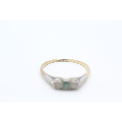 100 - 18ct gold and platinum emerald, diamond ring (2.4g) Size O