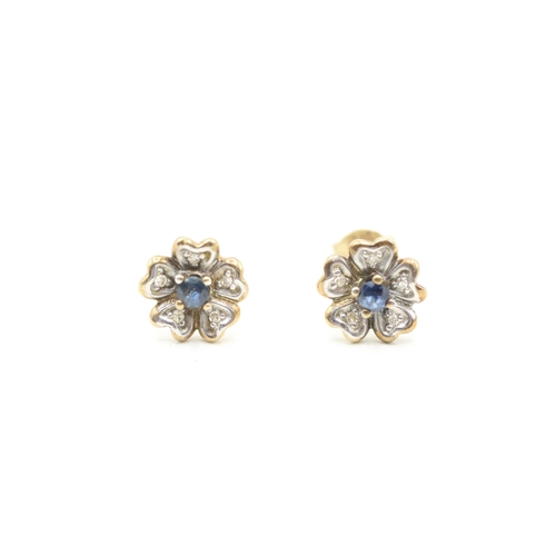 111 - 9ct gold sapphire and diamond halo stud earrings (1.1g)