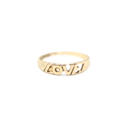 120 - 9ct gold love ring (1.2g) Size M