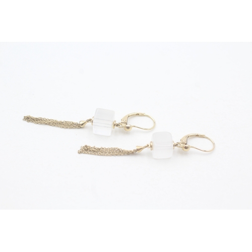 125 - 9ct gold milky quartz drop earrings (3g)