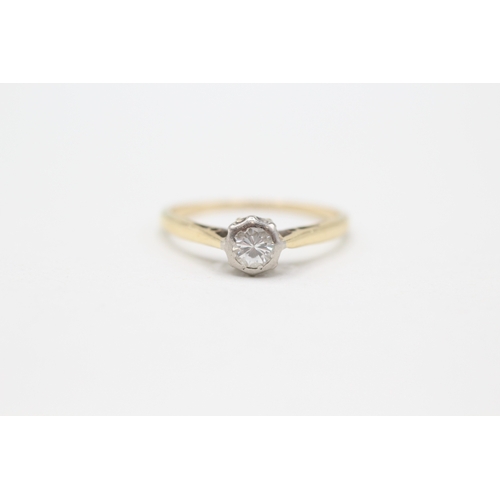 140 - 18ct gold diamond solitaire ring (1.7g) Size L