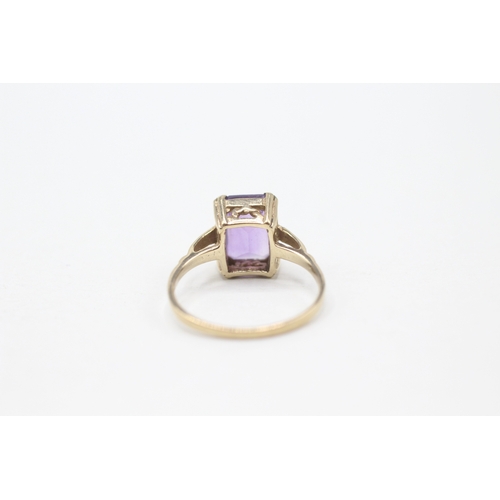 149 - 9ct gold amethyst single stone ring (2.2g) Size M