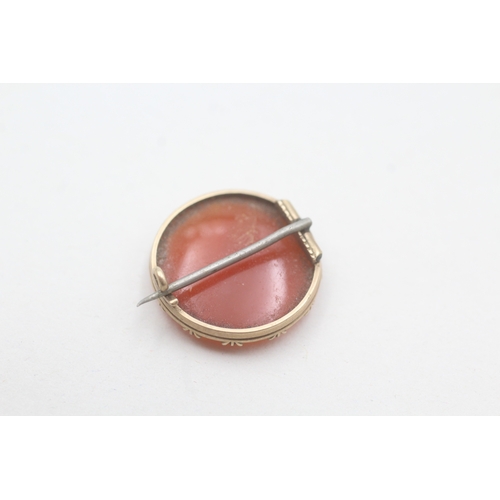 151 - 9ct gold antique carnelian brooch (3.1g)