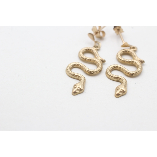 170 - 9ct gold snake drop earrings (0.8g)