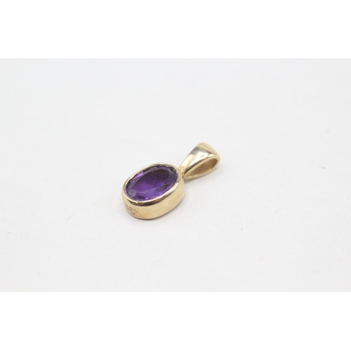 177 - 3 x 9ct gold opal, amethyst and garnet pendants (2.1g)