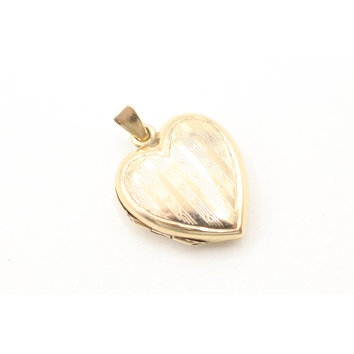 224 - 9ct gold heart locket (2.7g)