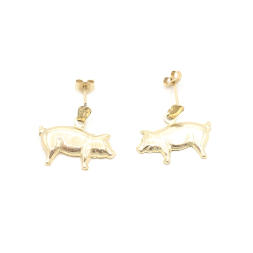 226 - 9ct gold pig earring (0.6g)