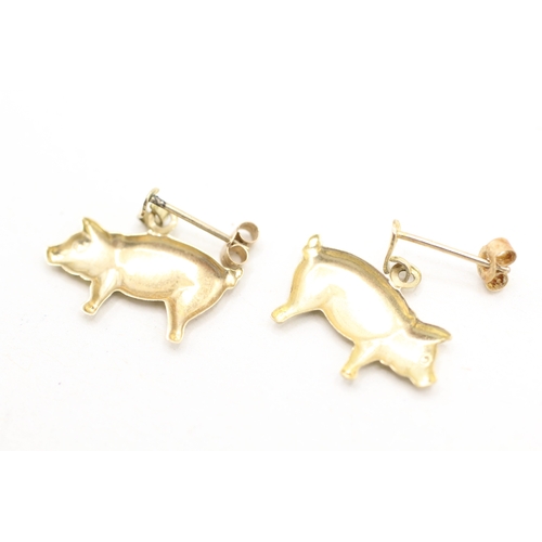 226 - 9ct gold pig earring (0.6g)