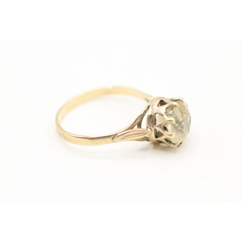 231 - 9ct gold vintage citrine dress ring (1.9g) Size O