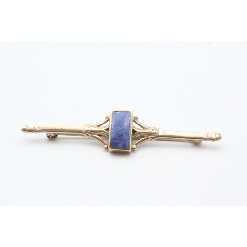 235 - 9ct gold lapis lazuli bar brooch (3.5g)