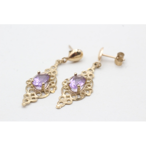 241 - 9ct gold amethyst drop earrings (1.7g)