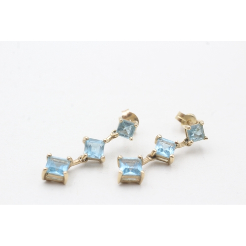 243 - 9ct gold topaz drop earrings (1.9g)