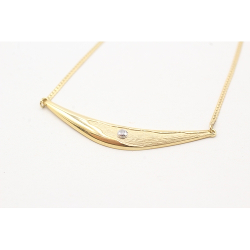 249 - 8ct gold diamond pendant necklace (3.3g)