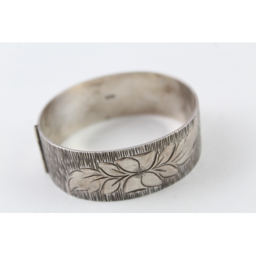 309 - Mid Century Sterling Silver Bangle w/ Floral Etched Design 49g