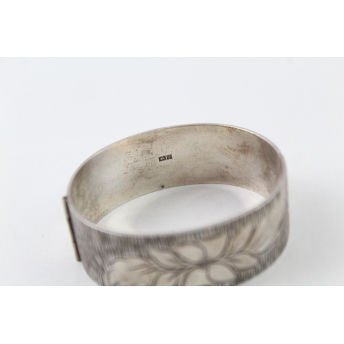 309 - Mid Century Sterling Silver Bangle w/ Floral Etched Design 49g