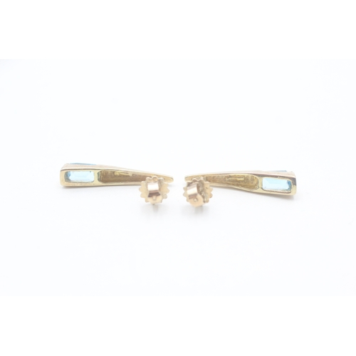 45 - 9ct gold topaz drop stud earrings (2.2g)