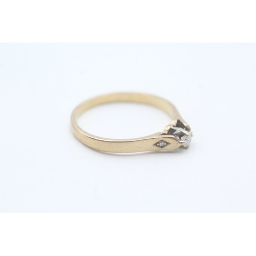 46 - 9ct gold and diamond ring (1.7g) Size N