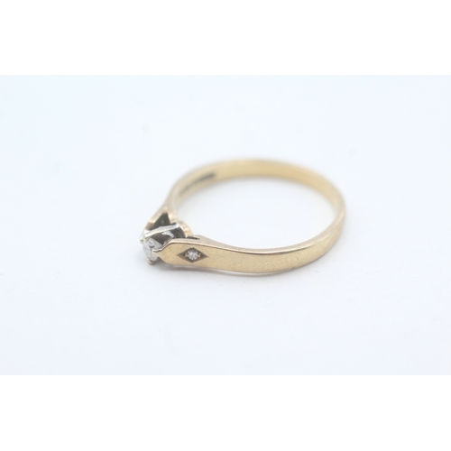 46 - 9ct gold and diamond ring (1.7g) Size N