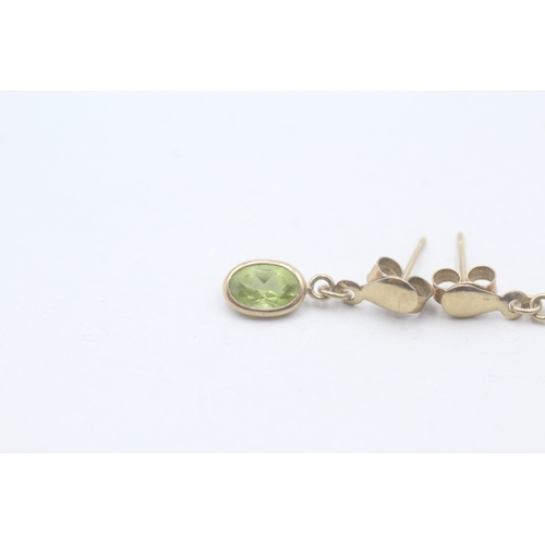 58 - 9ct gold and peridot drop stud earrings (0.6g)