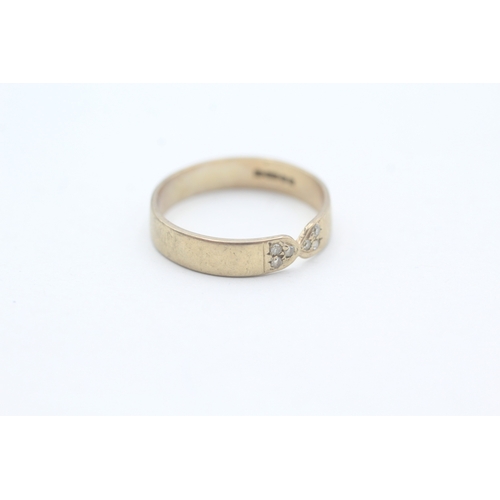 71 - 9ct gold and diamond ring (1.9g) Size N