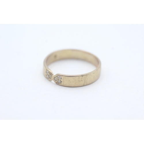 71 - 9ct gold and diamond ring (1.9g) Size N