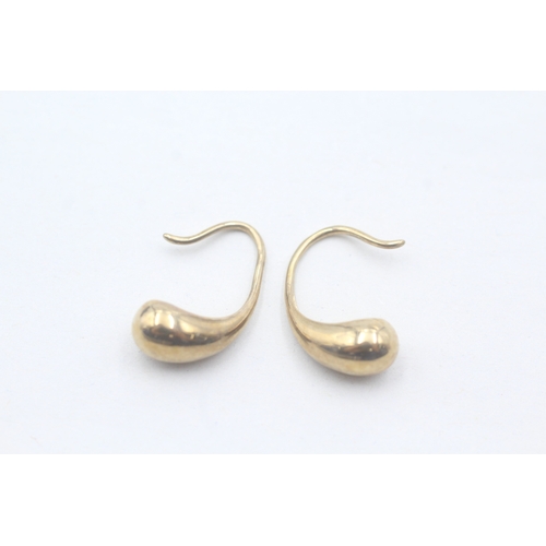 74 - 9ct gold hook drop earrings (1.6g)