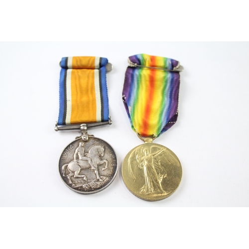 393 - WW1 Medal Pair S-16495 Pte R. B Speedie R Highlanders x 2