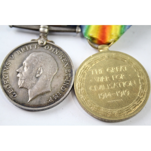 393 - WW1 Medal Pair S-16495 Pte R. B Speedie R Highlanders x 2