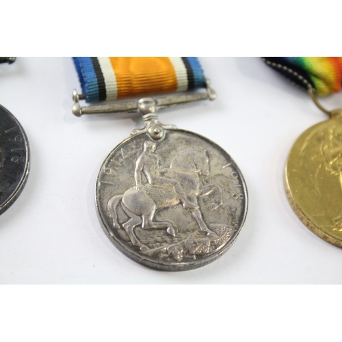 397 - WW1 War & Victory Medals Inc Officers, War Lieut C. Carver & Pte L Walker Etc x3