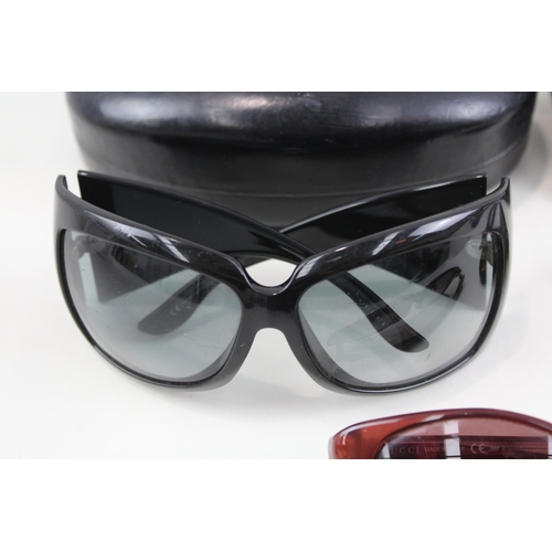 411 - Designer Sunglasses / Glasses Inc Gucci, Cases x 3