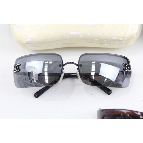 414 - Designer Sunglasses / Glasses Inc Chanel, Cases x 3