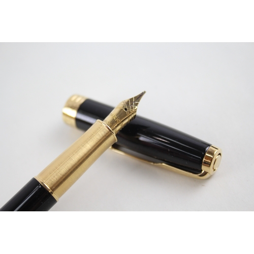 467 - Parker The British Collection Fountain Pen Set w/ 18ct Gold Nib, Notebook, Box