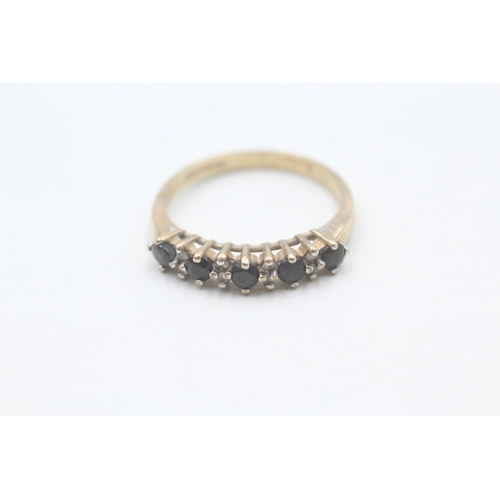 244 - 9ct gold sapphire & diamond half eternity ring (2.5g) Size P