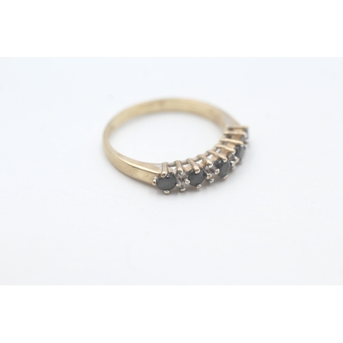 244 - 9ct gold sapphire & diamond half eternity ring (2.5g) Size P