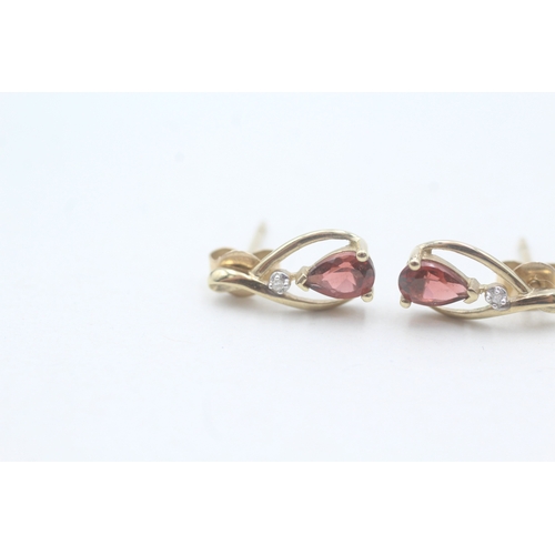 250 - 9ct gold garnet and diamond drop stud earrings (1.2g)