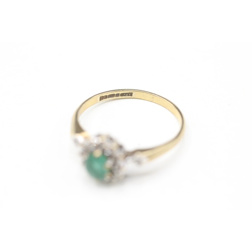 15 - 9ct gold diamond and emerald halo ring (1.7g) Size M