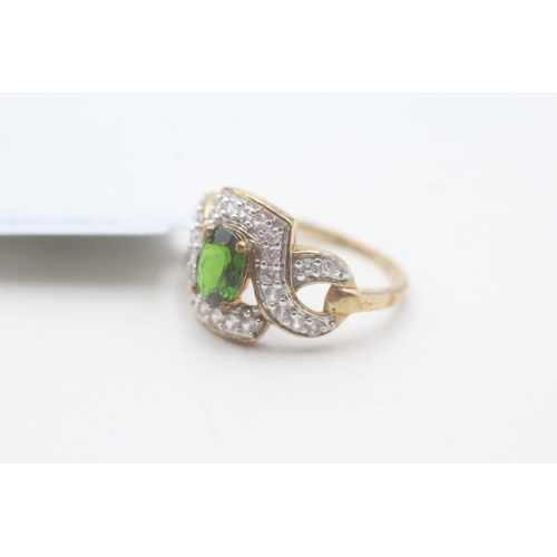 3 - 9ct gold diopside and white zircon ring with certificate (2.7g) Size L 1/2