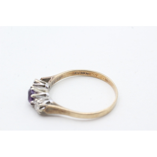 40 - 9ct gold diamond & amethyst three stone ring (3.2g) Size X 1/2