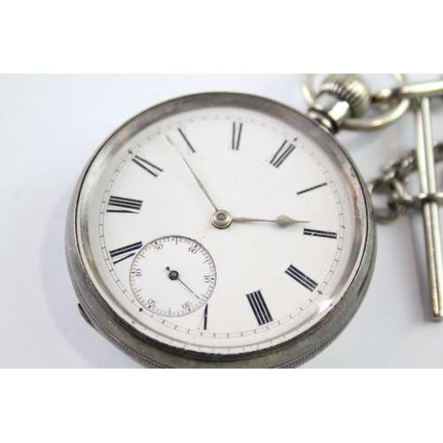 445 - Vintage 925 Silver Waltham Pocket Watch Hand-Wind WATCH RUNS