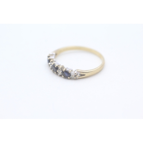 59 - 9ct gold sapphire and diamond ring (1.6g) Size N